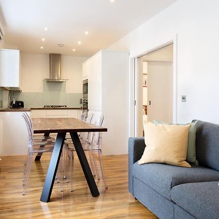 Spacious 4 Bedrooms Flat In New Oxford Street London Kültér fotó