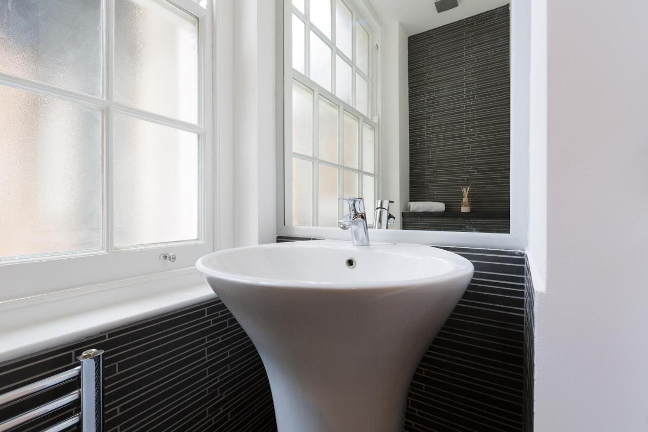 Spacious 4 Bedrooms Flat In New Oxford Street London Kültér fotó